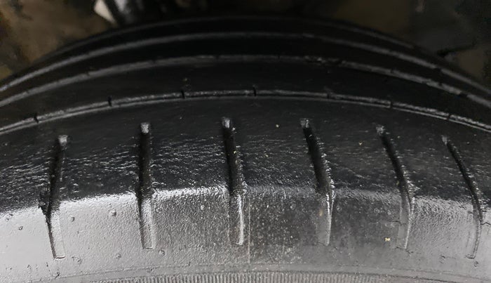 2018 Maruti Baleno ZETA PETROL 1.2, Petrol, Manual, 58,236 km, Right Front Tyre Tread