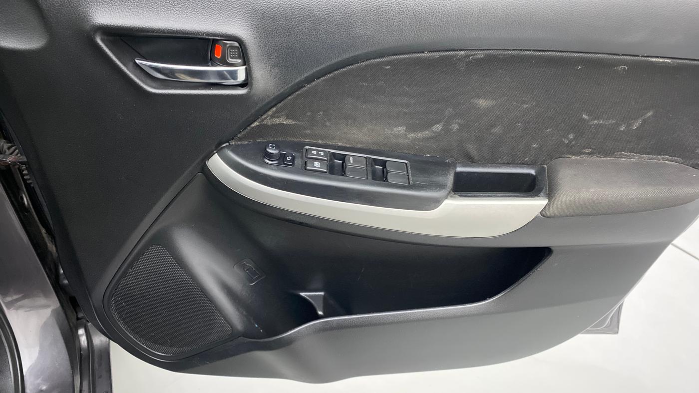 2018 Maruti Baleno ZETA PETROL 1.2, Petrol, Manual, 58,236 km, Driver Side Door Panels Control