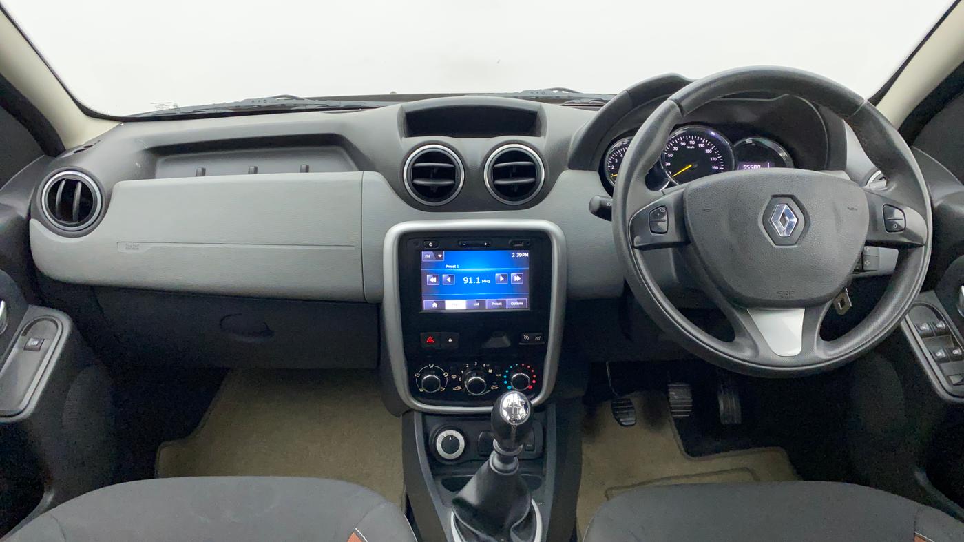 2015 Renault Duster 110 PS RXZ 4X4 MT DIESEL, Diesel, Manual, 95,500 km, Dashboard