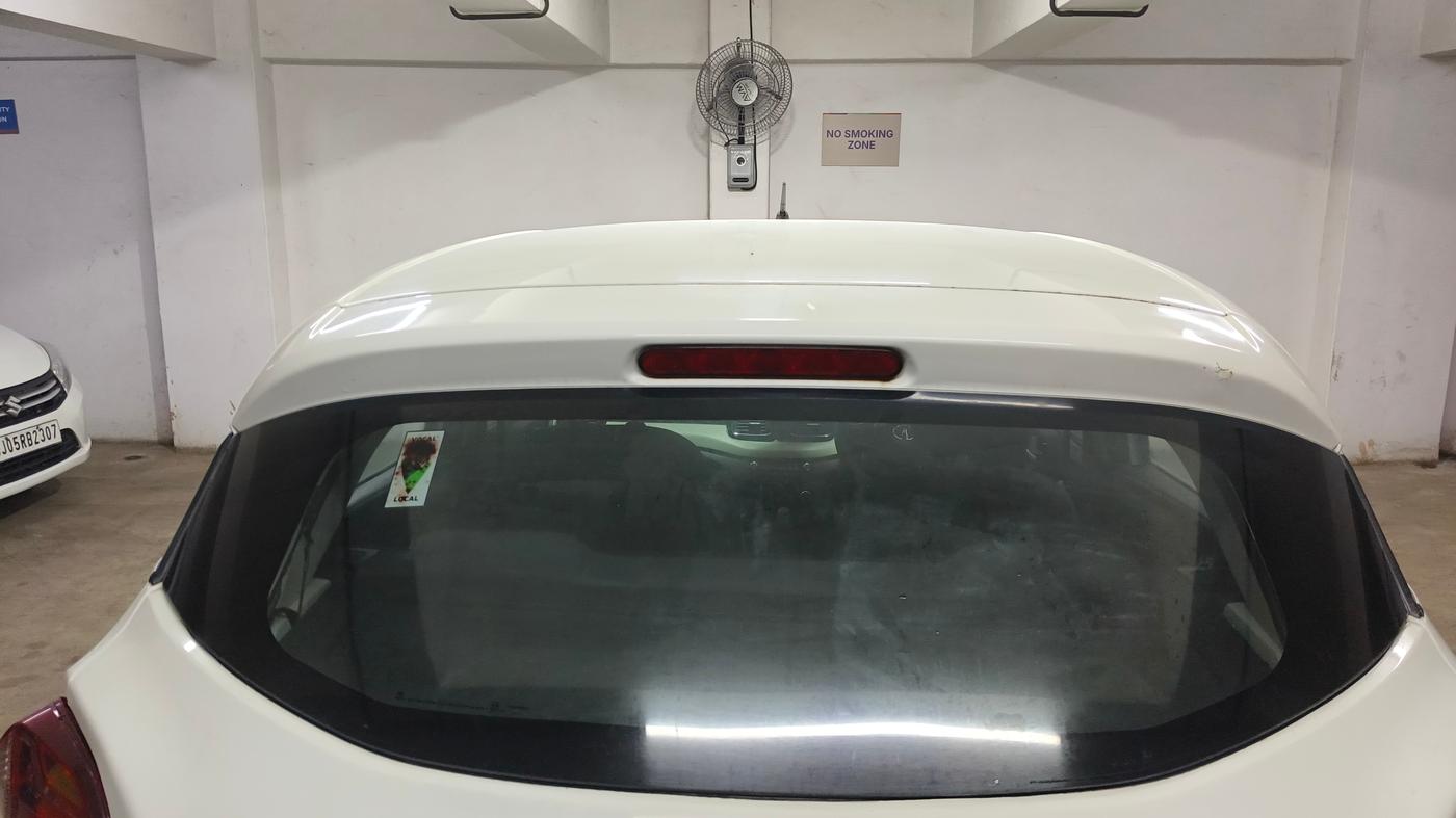 2021 Tata PUNCH ADVENTURE AMT, Petrol, Automatic, 31,193 km, Rear Wiper