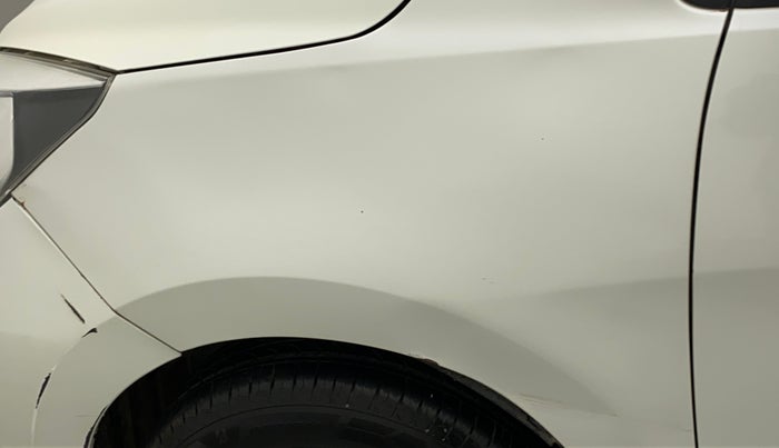 2018 Maruti Celerio ZXI, CNG, Manual, 111 km, Left fender - Slightly dented