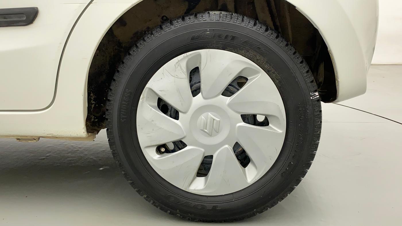 2018 Maruti Celerio ZXI, CNG, Manual, 111 km, Left Rear Wheel