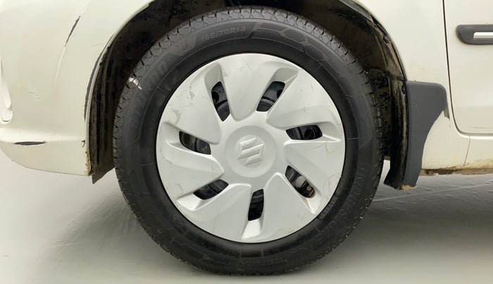 2018 Maruti Celerio ZXI, CNG, Manual, 111 km, Left Front Wheel