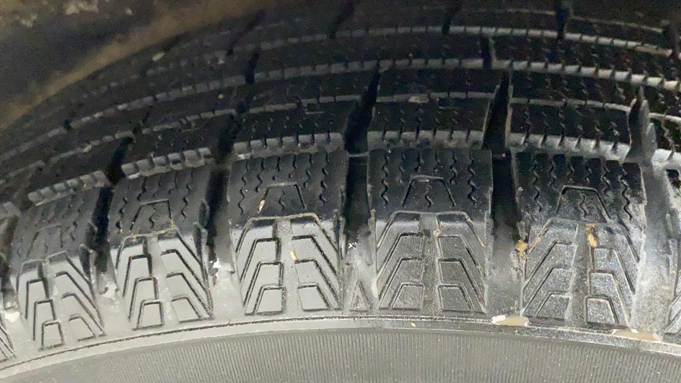 2018 Maruti Celerio ZXI, CNG, Manual, 111 km, Left Rear Tyre Tread
