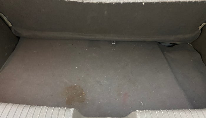 2013 Hyundai i10 SPORTZ 1.2 AT, Petrol, Automatic, 68,947 km, Boot Inside