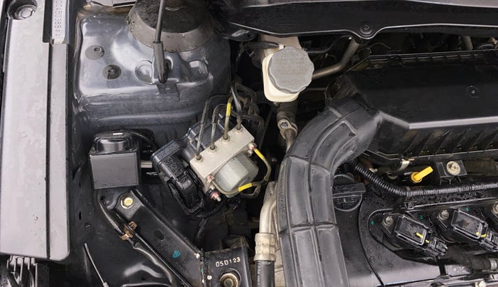 2022 Maruti Ciaz ZETA 1.5 SHVS MT PETROL, Petrol, Manual, 27,421 km, Engine View - Right