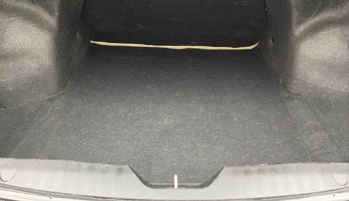 2022 Maruti Ciaz ZETA 1.5 SHVS MT PETROL, Petrol, Manual, 27,421 km, Boot Inside