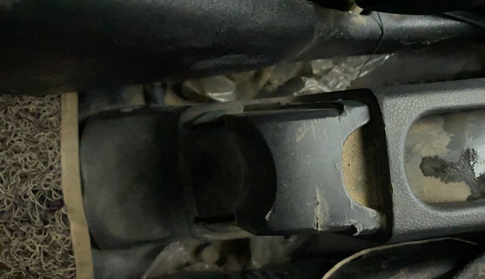 2019 Maruti Alto K10 LXI CNG (AIRBAG), CNG, Manual, 54,914 km, Dashboard - Cup holder minor damage