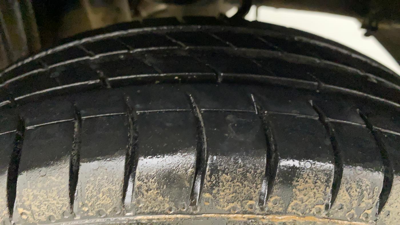 2019 Maruti Alto K10 LXI CNG (AIRBAG), CNG, Manual, 54,914 km, Left Rear Tyre Tread