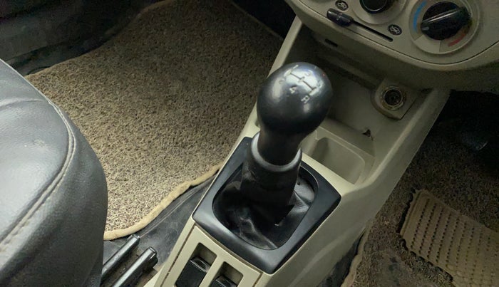 2019 Maruti Alto K10 LXI CNG (AIRBAG), CNG, Manual, 54,914 km, Gear lever - Boot Cover minor damage