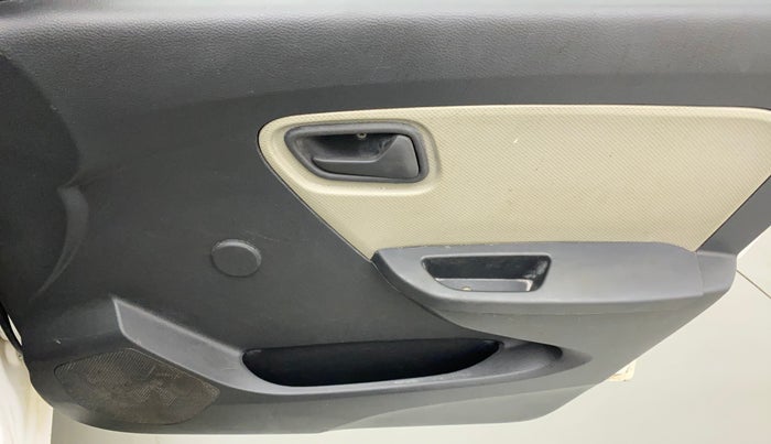 2019 Maruti Alto K10 LXI CNG (AIRBAG), CNG, Manual, 54,914 km, Driver Side Door Panels Control