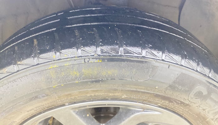 2019 Hyundai GRAND I10 NIOS SPORTZ AMT 1.2 KAPPA VTVT, Petrol, Automatic, 40,111 km, Right Front Tyre Tread