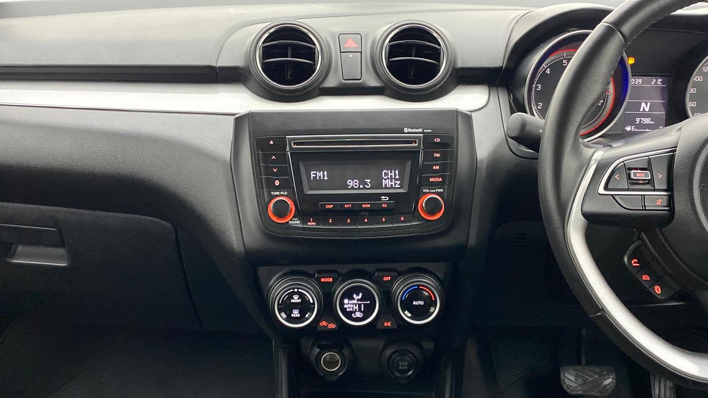 2020 Maruti Swift ZXI AMT, Petrol, Automatic, 9,846 km, Air Conditioner