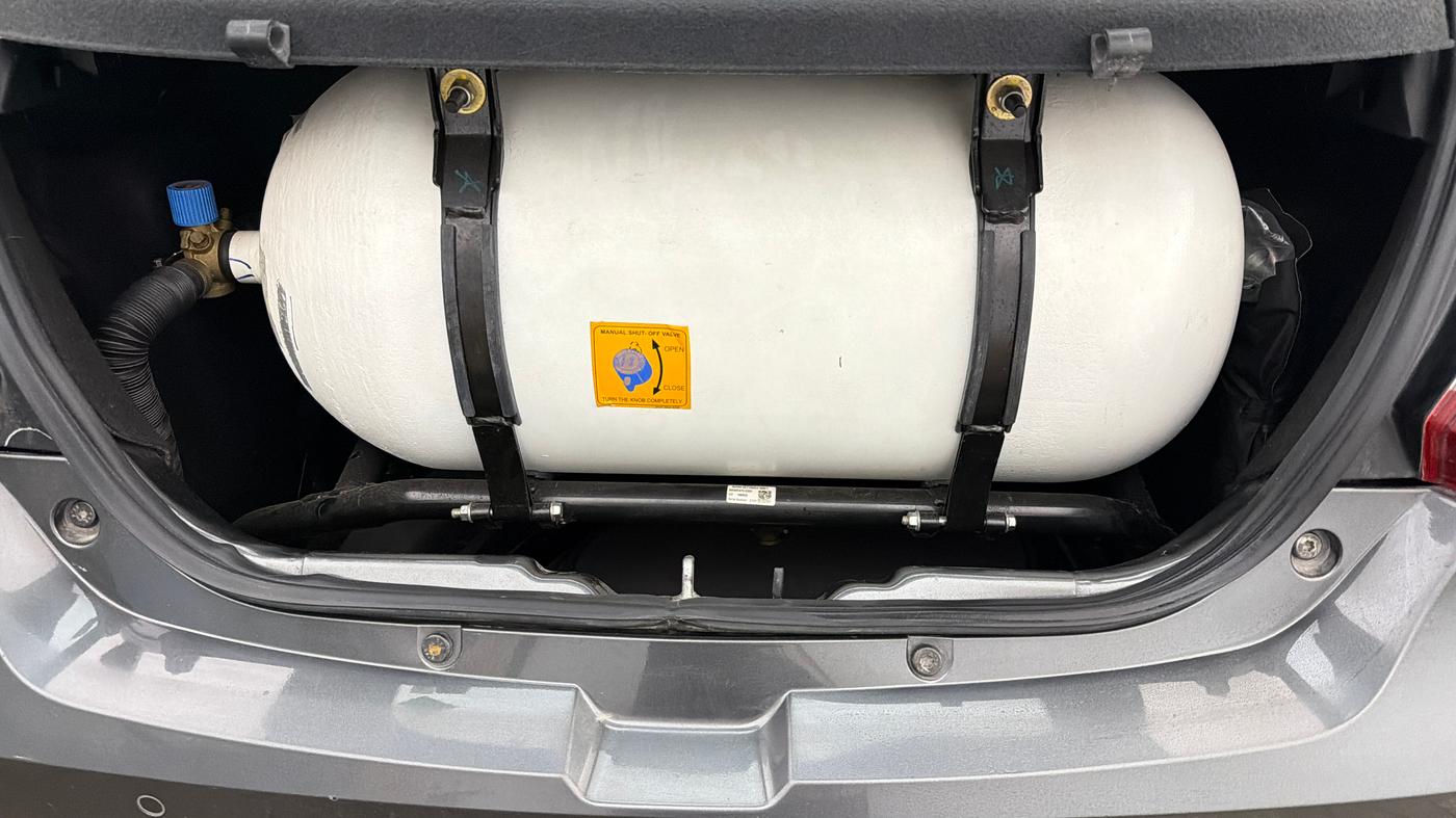 2022 Tata Tiago XT CNG, CNG, Manual, 33,279 km, Boot Inside