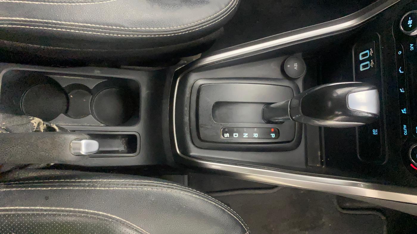 2019 Ford Ecosport TITANIUM + 1.5L PETROL AT, Petrol, Automatic, 83,584 km, Gear Lever