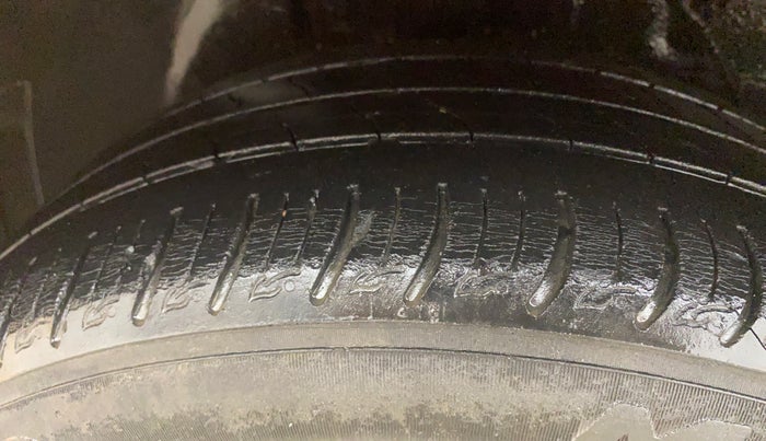 2021 Tata ALTROZ XZ PETROL, Petrol, Manual, 71,615 km, Right Rear Tyre Tread