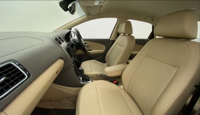 2016 Volkswagen Vento HIGHLINE PETROL AT, Petrol, Automatic, 50,816 km, Right Side Front Door Cabin