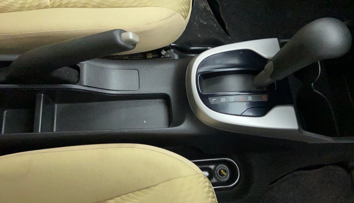 2016 Honda Jazz 1.2 S AT, Petrol, Automatic, 10,604 km, Gear Lever