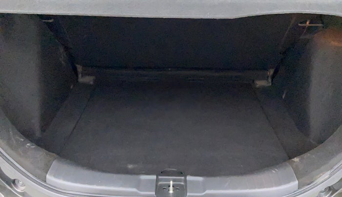 2016 Honda Jazz 1.2 S AT, Petrol, Automatic, 10,604 km, Boot Inside