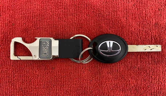 2021 Tata TIGOR XM 1.2 REVOTRON, Petrol, Manual, 2,997 km, Key Close Up