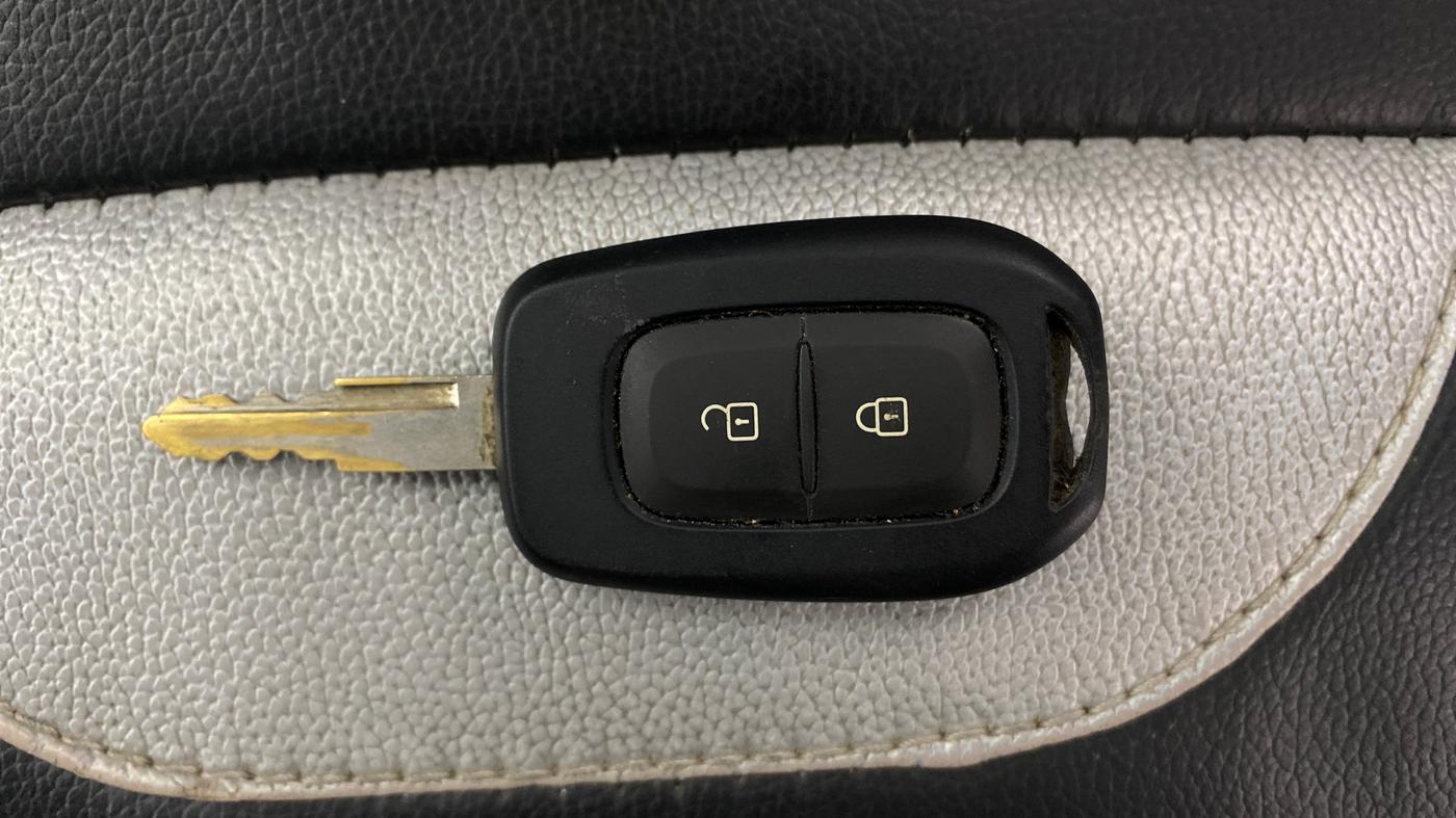2016 Renault Kwid RXT 1.0, Petrol, Manual, 86,817 km, Key Close Up