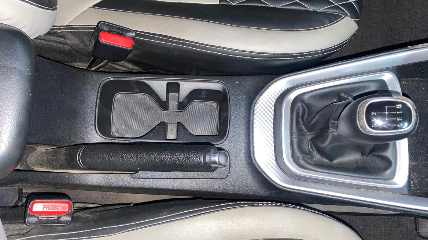 2022 KIA SONET HTX 1.5, Diesel, Manual, 67,322 km, Gear Lever