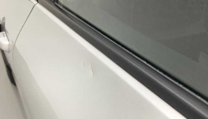 2019 Renault TRIBER RXZ, Petrol, Manual, 67,687 km, Rear left door - Slightly dented