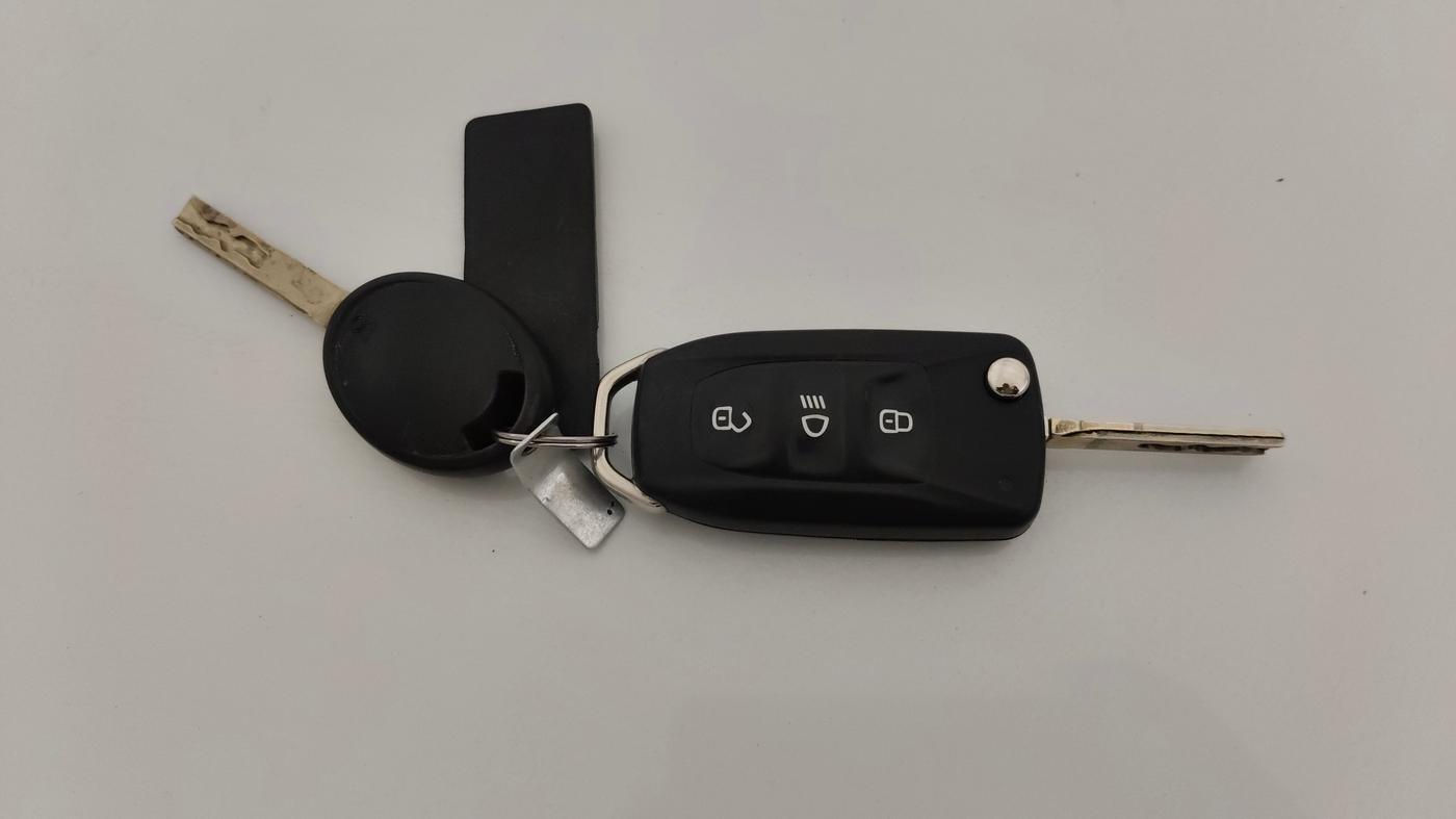 2019 Tata TIAGO NRG PETROL, Petrol, Manual, 61,243 km, Key Close Up