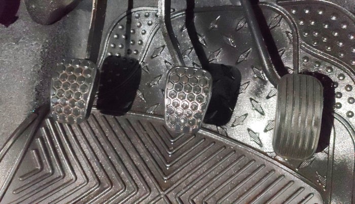 2020 Tata Tiago XZ PLUS PETROL, Petrol, Manual, 26,775 km, Pedals