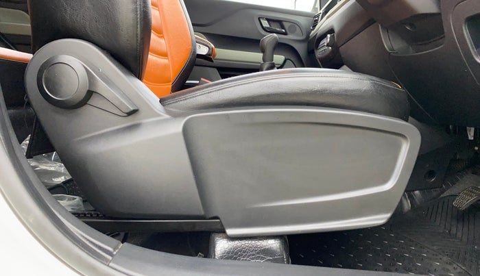 2024 Tata PUNCH ADVENTURE RHYTHM PACK MT, Petrol, Manual, 7,327 km, Driver Side Adjustment Panel