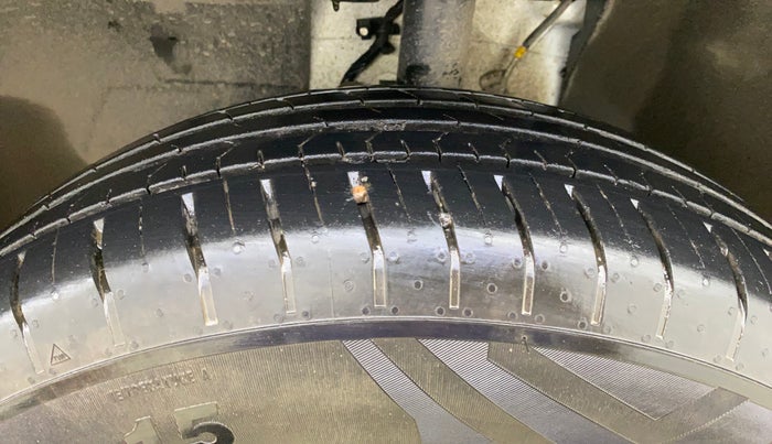 2024 Tata PUNCH ADVENTURE RHYTHM PACK MT, Petrol, Manual, 7,327 km, Left Front Tyre Tread