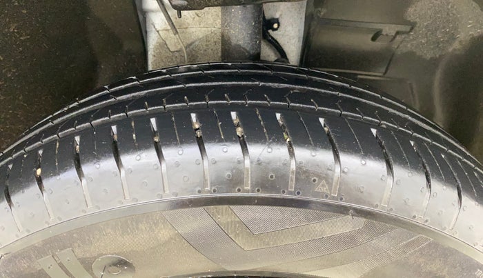2024 Tata PUNCH ADVENTURE RHYTHM PACK MT, Petrol, Manual, 7,327 km, Right Front Tyre Tread