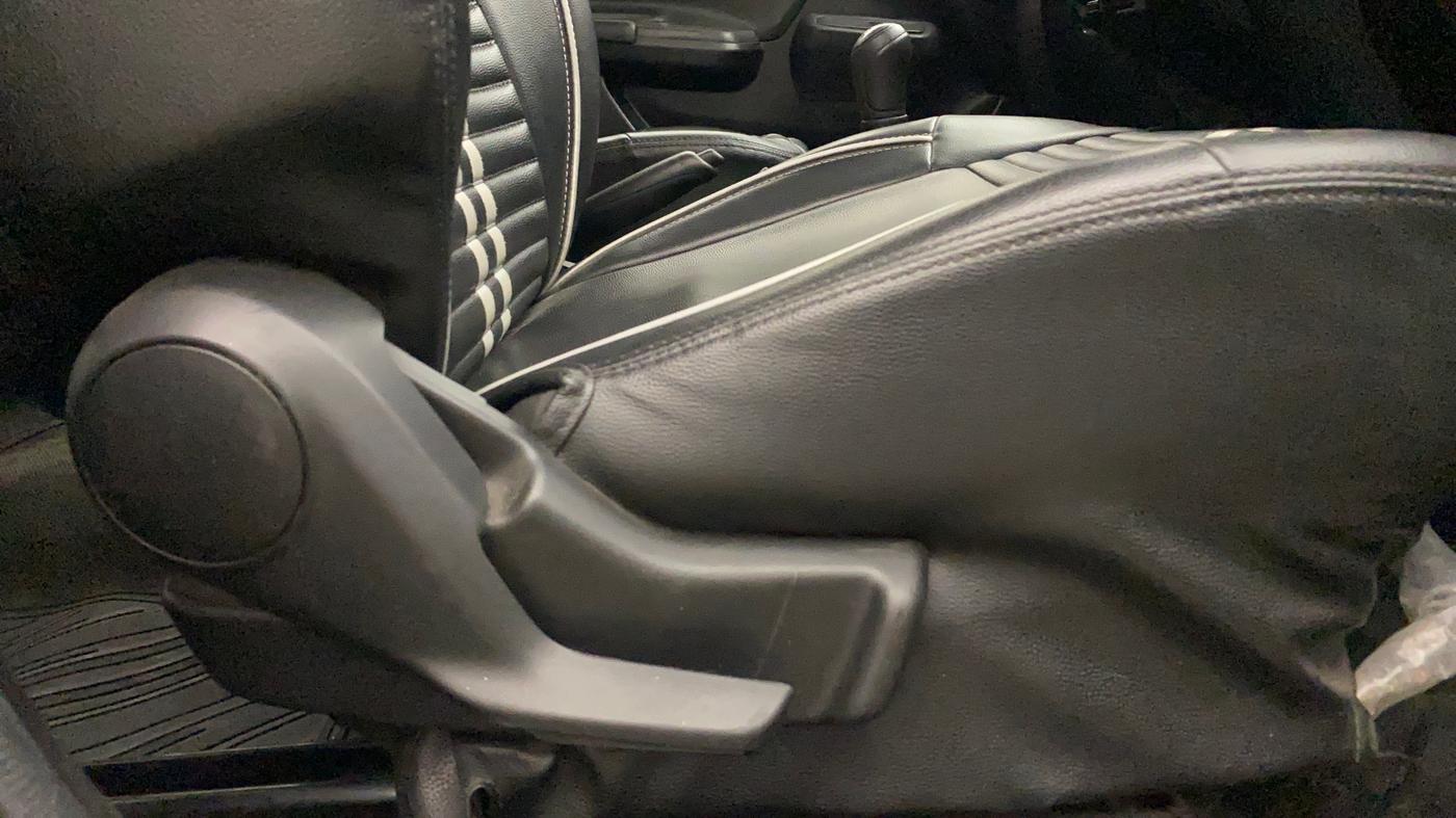 2022 Maruti Swift LXI, Petrol, Manual, 1,09,328 km, Driver Side Adjustment Panel