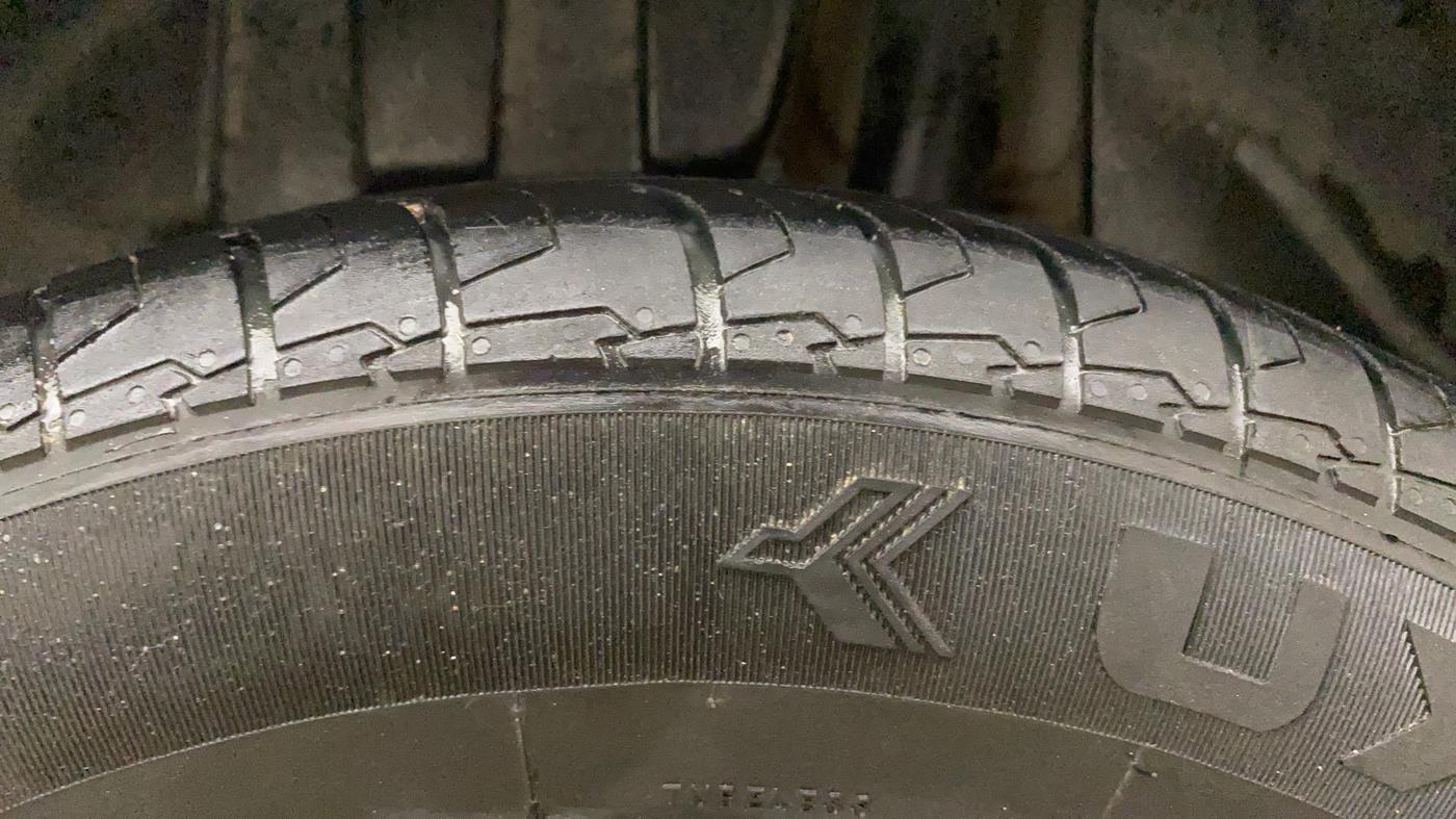 2022 Maruti Swift LXI, Petrol, Manual, 1,09,328 km, Left Rear Tyre Tread