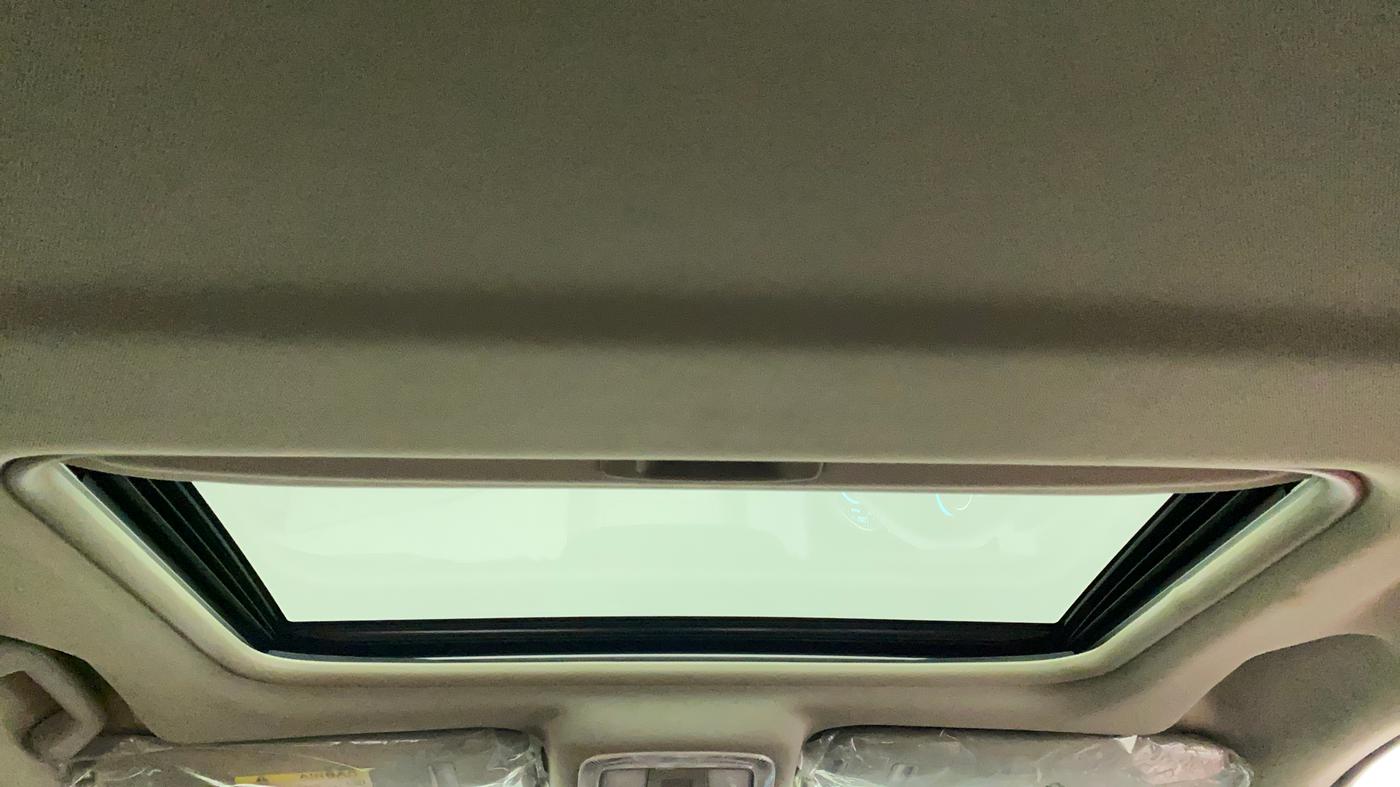 2018 Mahindra XUV500 W9, Diesel, Manual, 32,647 km, Moonroof/ Sunroof