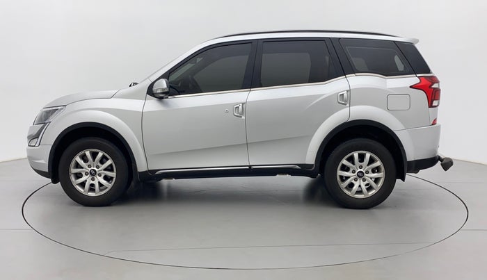 2018 Mahindra XUV500 W9, Diesel, Manual, 32,647 km, Left Side