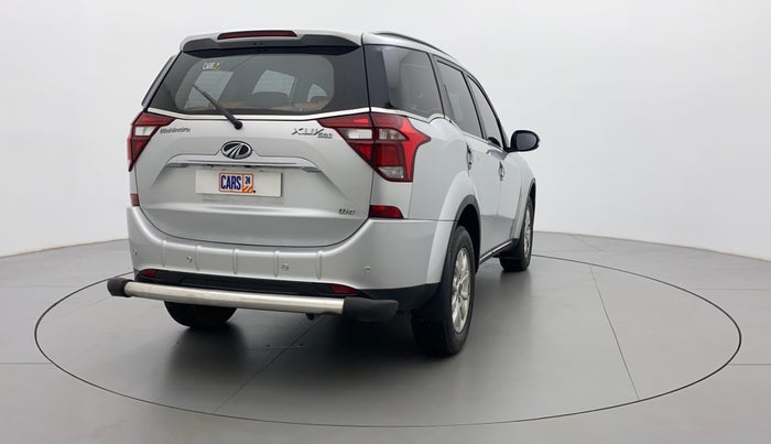 2018 Mahindra XUV500 W9, Diesel, Manual, 32,647 km, Right Back Diagonal