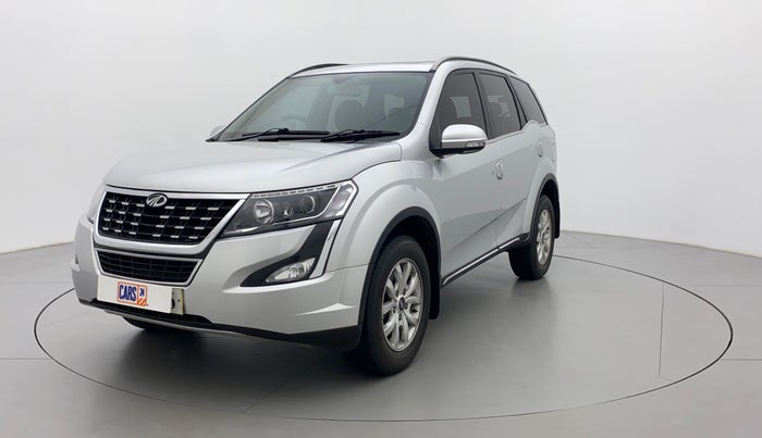 2018 Mahindra XUV500 W9, Diesel, Manual, 32,647 km, Left Front Diagonal