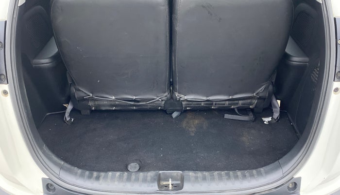 2017 Honda BR-V 1.5L I-VTEC S, Petrol, Manual, 54,549 km, Boot Inside