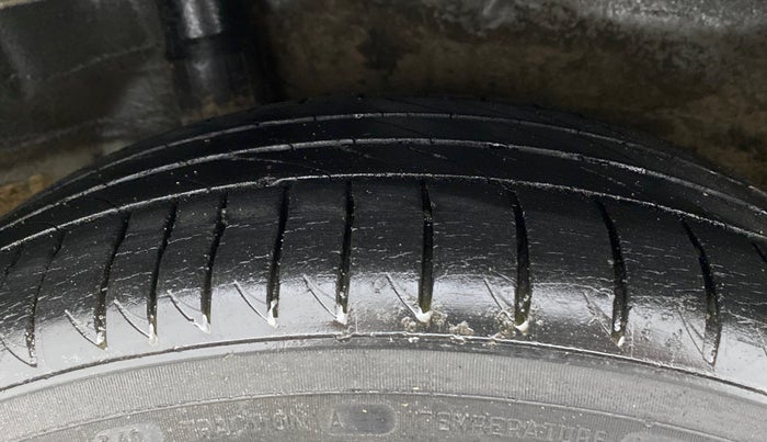 2017 Honda BR-V 1.5L I-VTEC S, Petrol, Manual, 54,549 km, Right Rear Tyre Tread