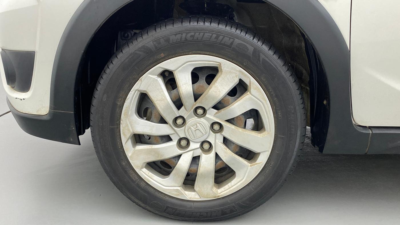 2017 Honda BR-V 1.5L I-VTEC S, Petrol, Manual, 54,549 km, Left Front Wheel