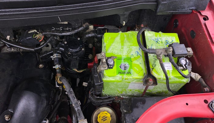 2019 Mahindra TUV300 T10, Diesel, Manual, 90,633 km, Engine View - Left