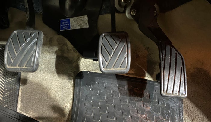 2017 Maruti Ciaz ALPHA 1.4 PETROL, Petrol, Manual, 15,213 km, Pedals