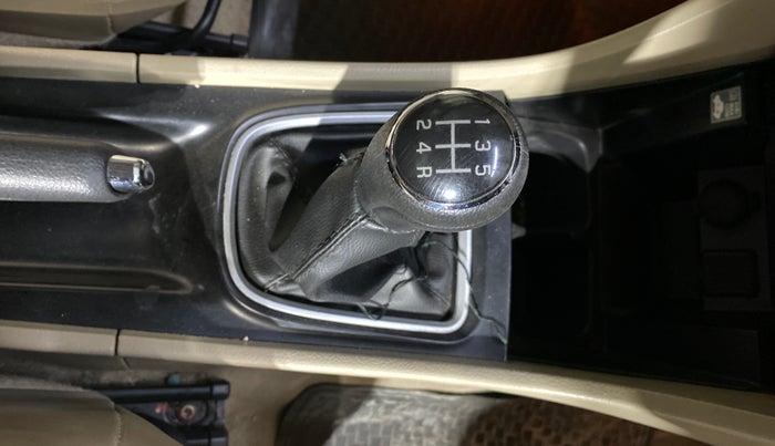 2017 Maruti Ciaz ALPHA 1.4 PETROL, Petrol, Manual, 15,213 km, Gear Lever