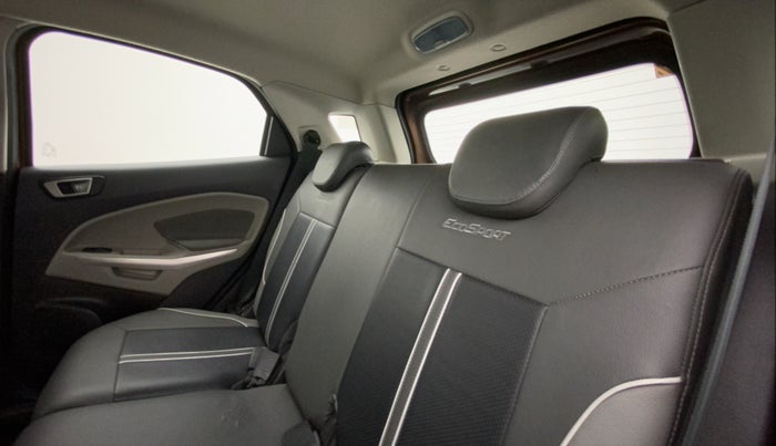 2016 Ford Ecosport TITANIUM 1.5L PETROL AT, Petrol, Automatic, 74,150 km, Right Side Rear Door Cabin