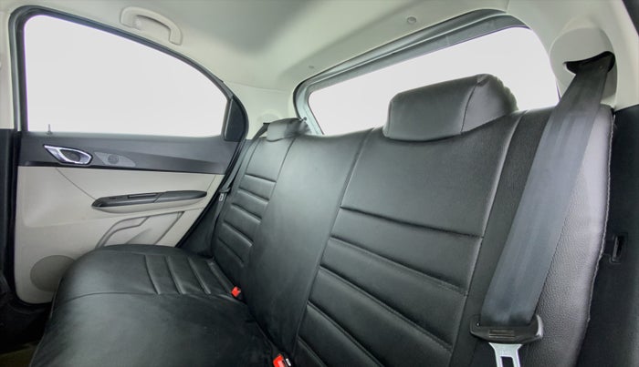 2018 Tata Tiago XZ 1.2 REVOTRON, Petrol, Manual, 12,084 km, Right Side Rear Door Cabin