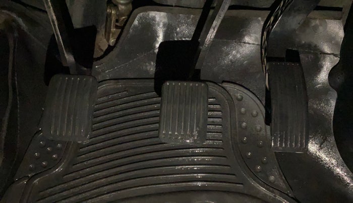 2019 Hyundai NEW SANTRO ERA, Petrol, Manual, 81,399 km, Pedals