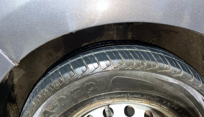 2019 Hyundai NEW SANTRO ERA, Petrol, Manual, 81,399 km, Left Front Tyre Tread