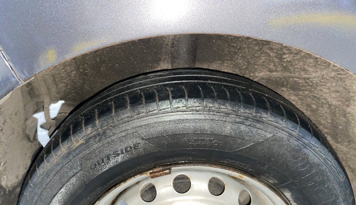 2019 Hyundai NEW SANTRO ERA, Petrol, Manual, 81,399 km, Right Rear Tyre Tread