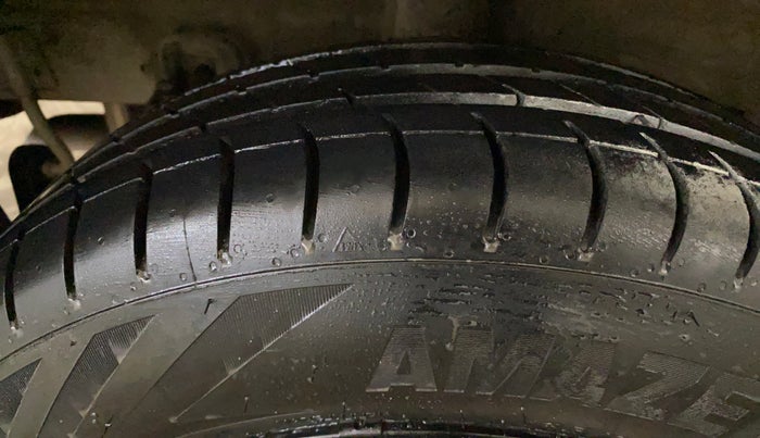 2017 Hyundai Grand i10 SPORTZ (O) 1.2 KAPPA VTVT, Petrol, Manual, 47,150 km, Right Rear Tyre Tread